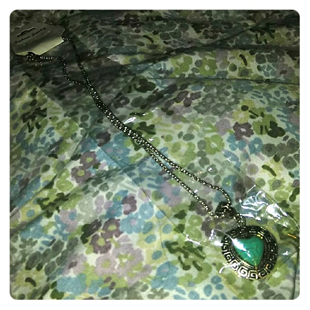 Fashion necklace